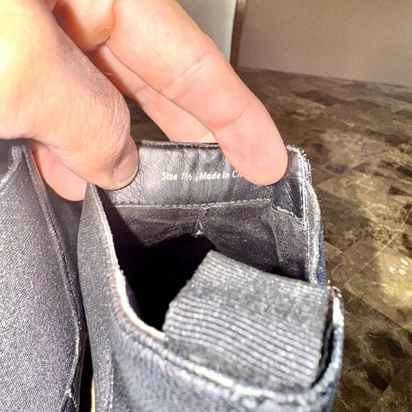 Dolce Vita Black Leather Block Heel Studded Chelsea Boot Booties - Picture 8 of 10